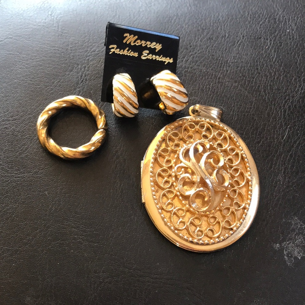Costume jewelry